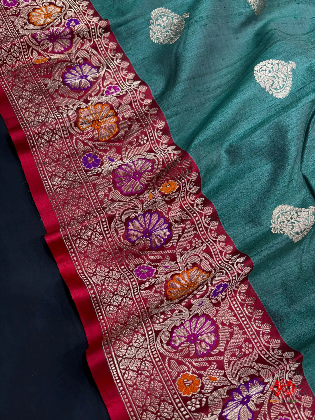 Green Shade With Meena Border Pure Banarasi Tusser Moonga Silk Saree - Pure Kataan Silk -