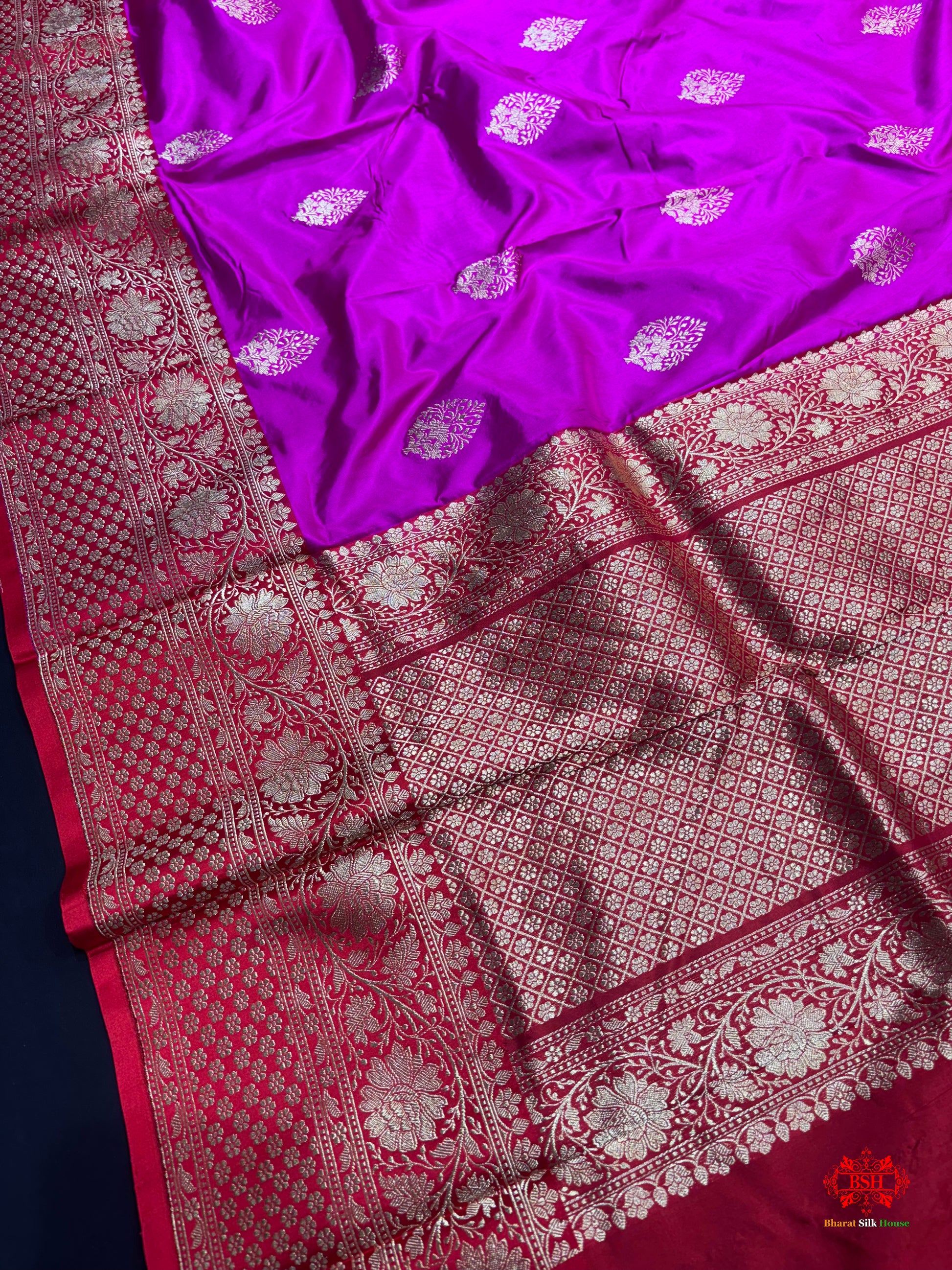 Pure Banarasi  Handloom Katan Silk Antique Zari Saree In Shades Of Pink - Pure Kataan Silk - 