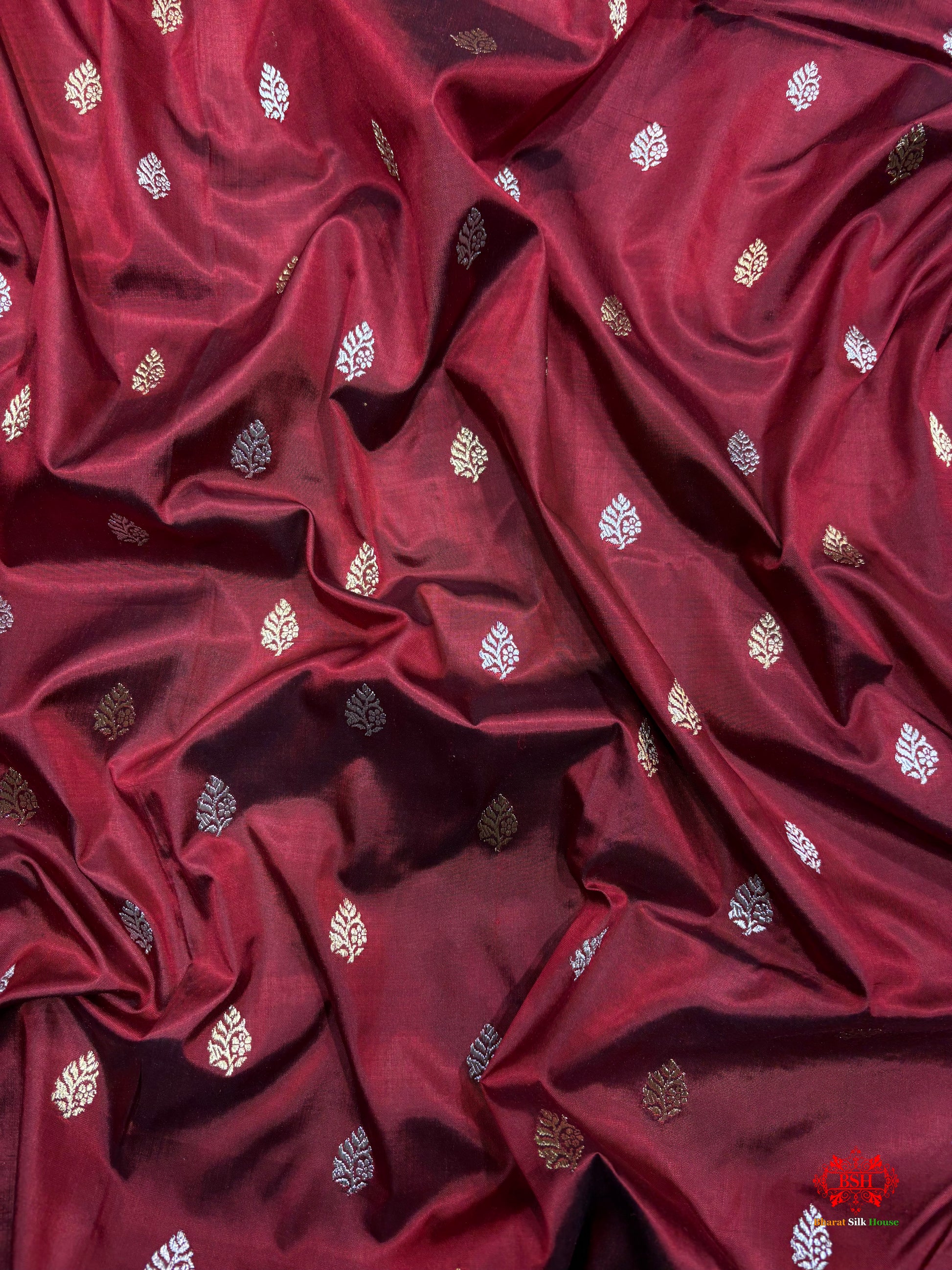 Pure Banarasi  Handloom Katan Silk  Antique Dual Zari Saree In Shades Of Maroon - Pure Kataan Silk - 