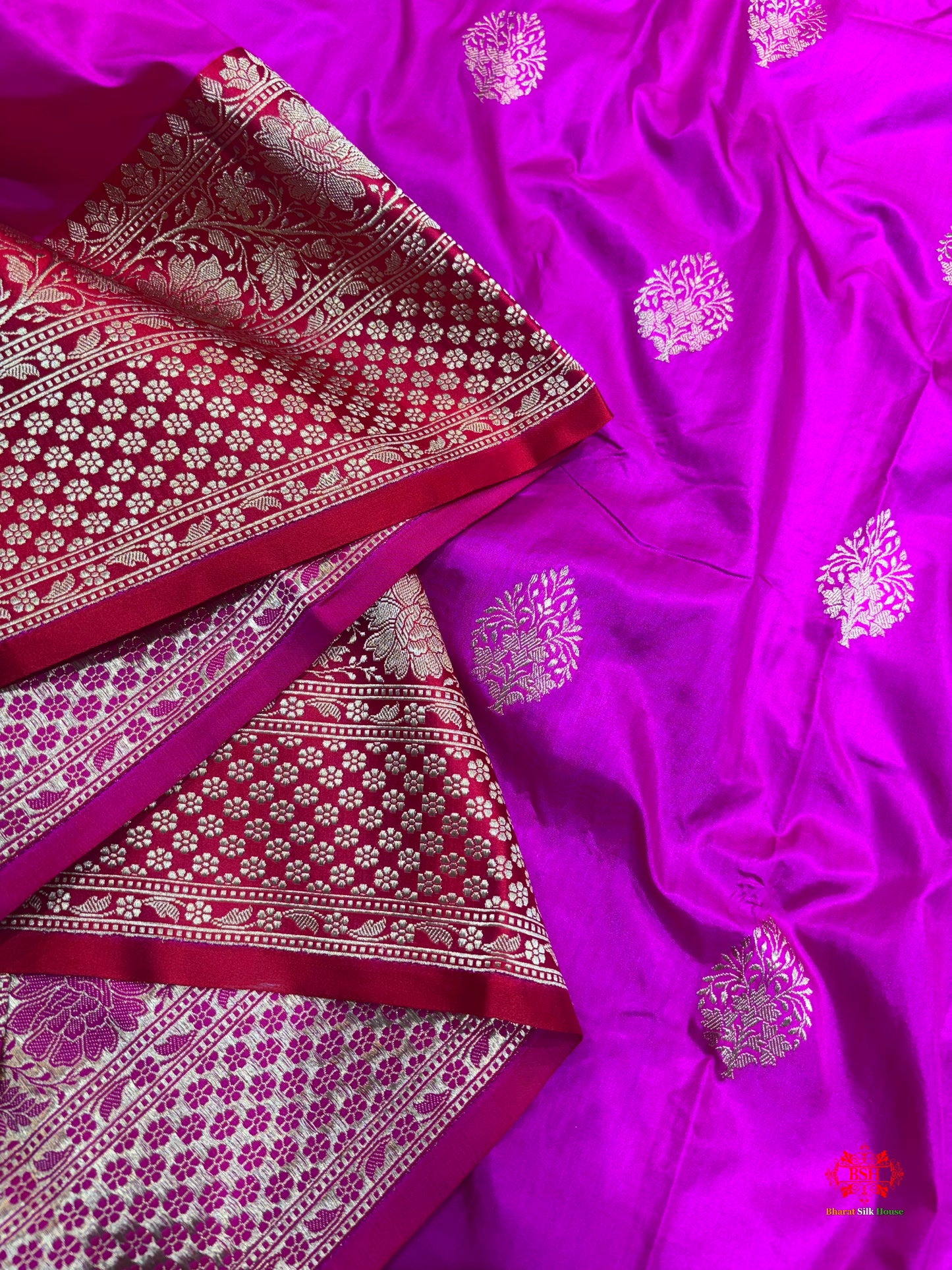 Pure Banarasi  Handloom Katan Silk Antique Zari Saree In Shades Of Pink - Pure Kataan Silk - 