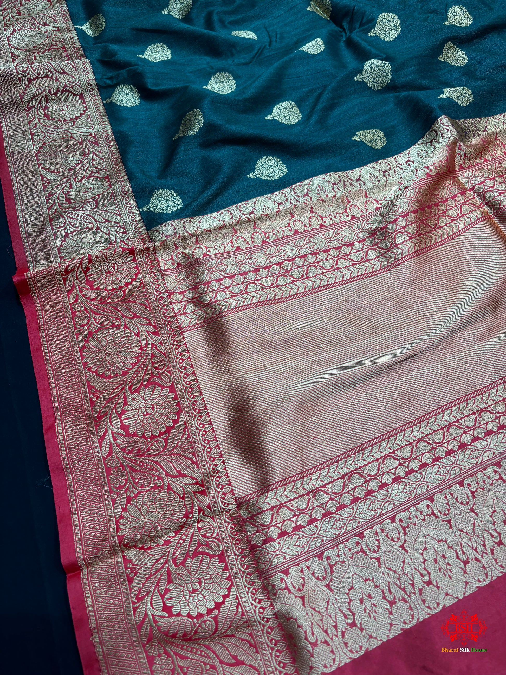 Green Shade Pure Banarasi Tusser Moonga Silk Saree - Tussar - 