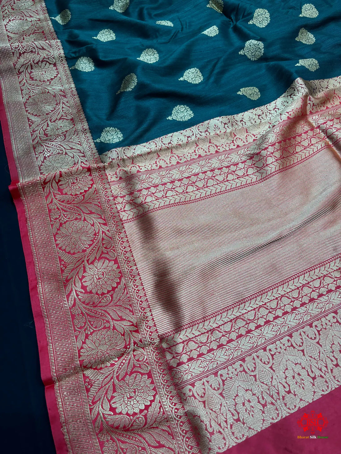 Green Shade Pure Banarasi Tusser Moonga Silk Saree - Tussar -