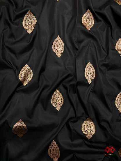 Pure Banarasi  Handloom Katan Silk  Antique Zari Saree In Shades Of Black - Pure Kataan Silk - 