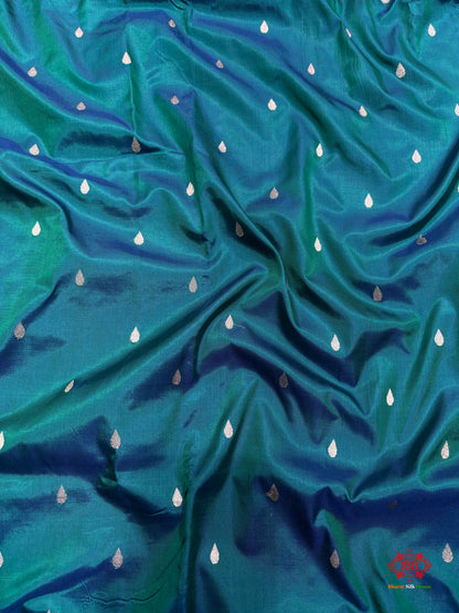 Pure Banarasi  Handloom Katan Silk Antique Zari Saree In Cross Shades Of Green/Blue - Pure Kataan Silk - 