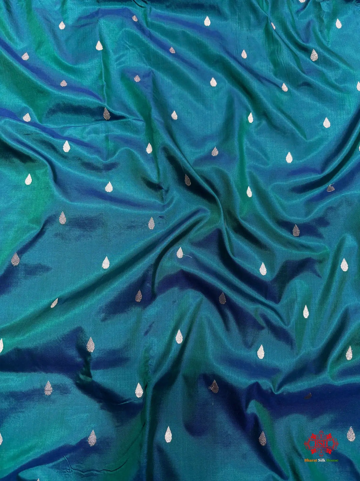 Pure Banarasi  Handloom Katan Silk Antique Zari Saree In Cross Shades Of Green/Blue - Pure Kataan Silk -