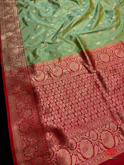 Pure Banarasi  Handloom Katan Silk Antique Zari Saree In Shades Of Pista - Pure Kataan Silk - 