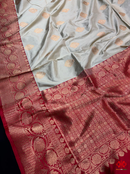 Pure Banarasi  Handloom Katan Silk  Antique Zari Saree In Shades Of White - Pure Kataan Silk - 