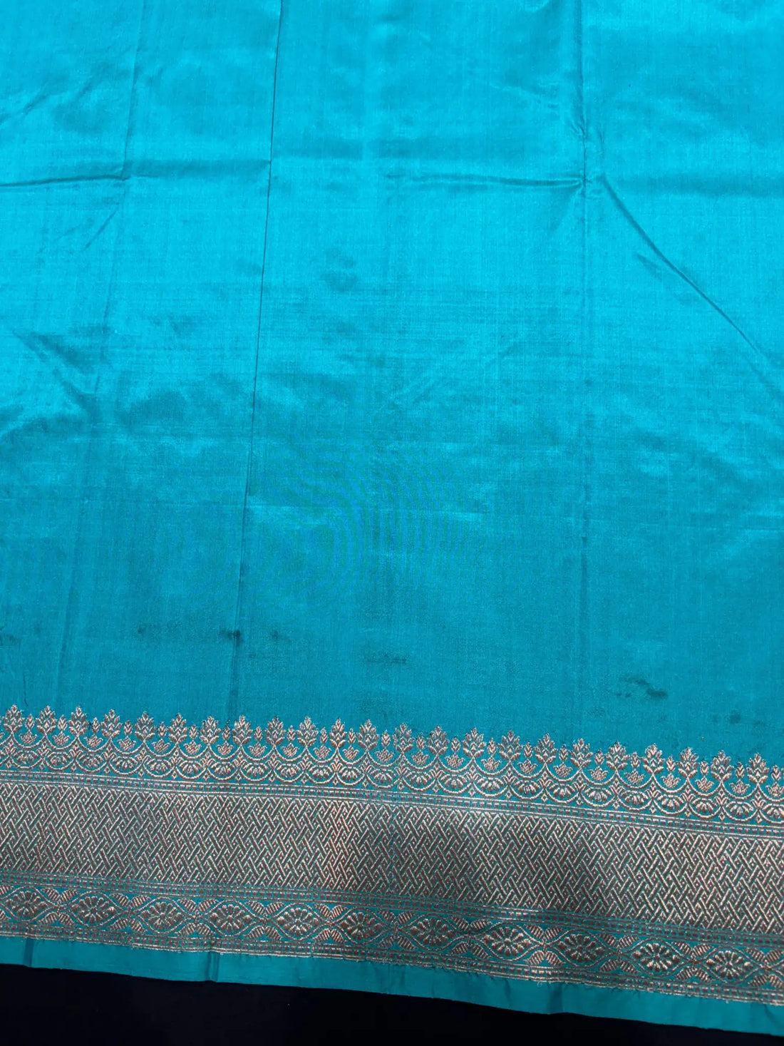 Pure Banarasi  Handloom Katan Silk Antique Zari Saree In Shades Of Firozi - Pure Kataan Silk -