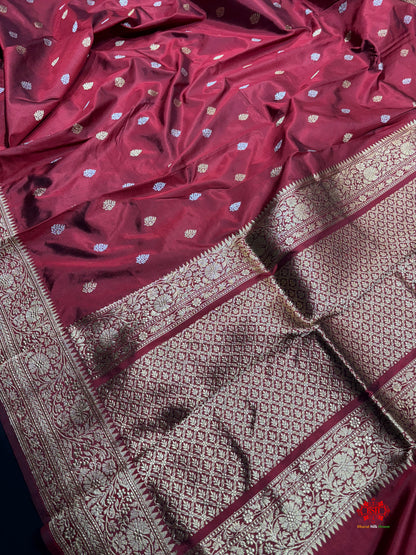 Pure Banarasi  Handloom Katan Silk  Antique Dual Zari Saree In Shades Of Maroon - Pure Kataan Silk - 