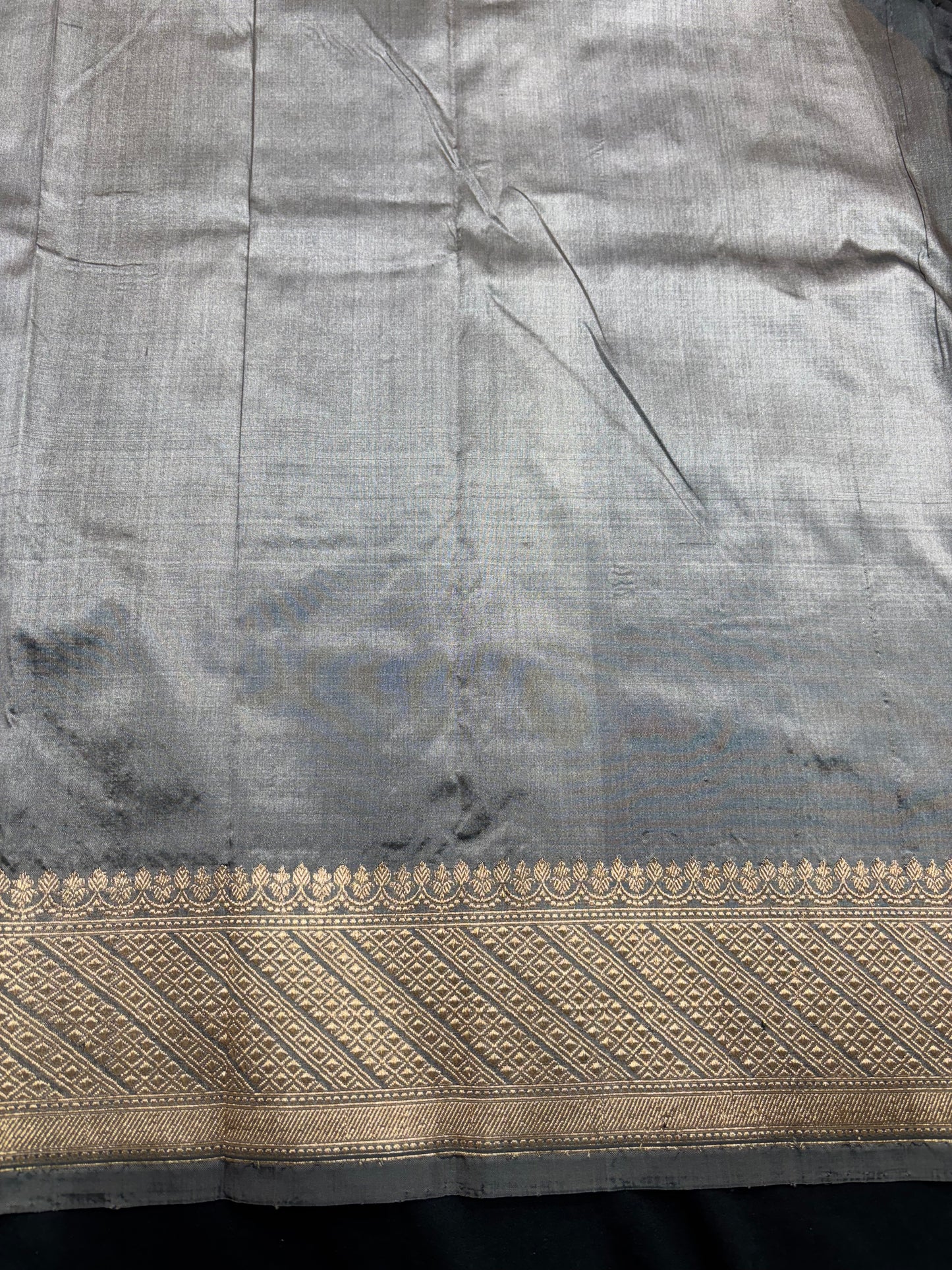 Pure Banarasi  Handloom Katan Silk Antique Zari Saree In Shades Of Grey - Pure Kataan Silk - 