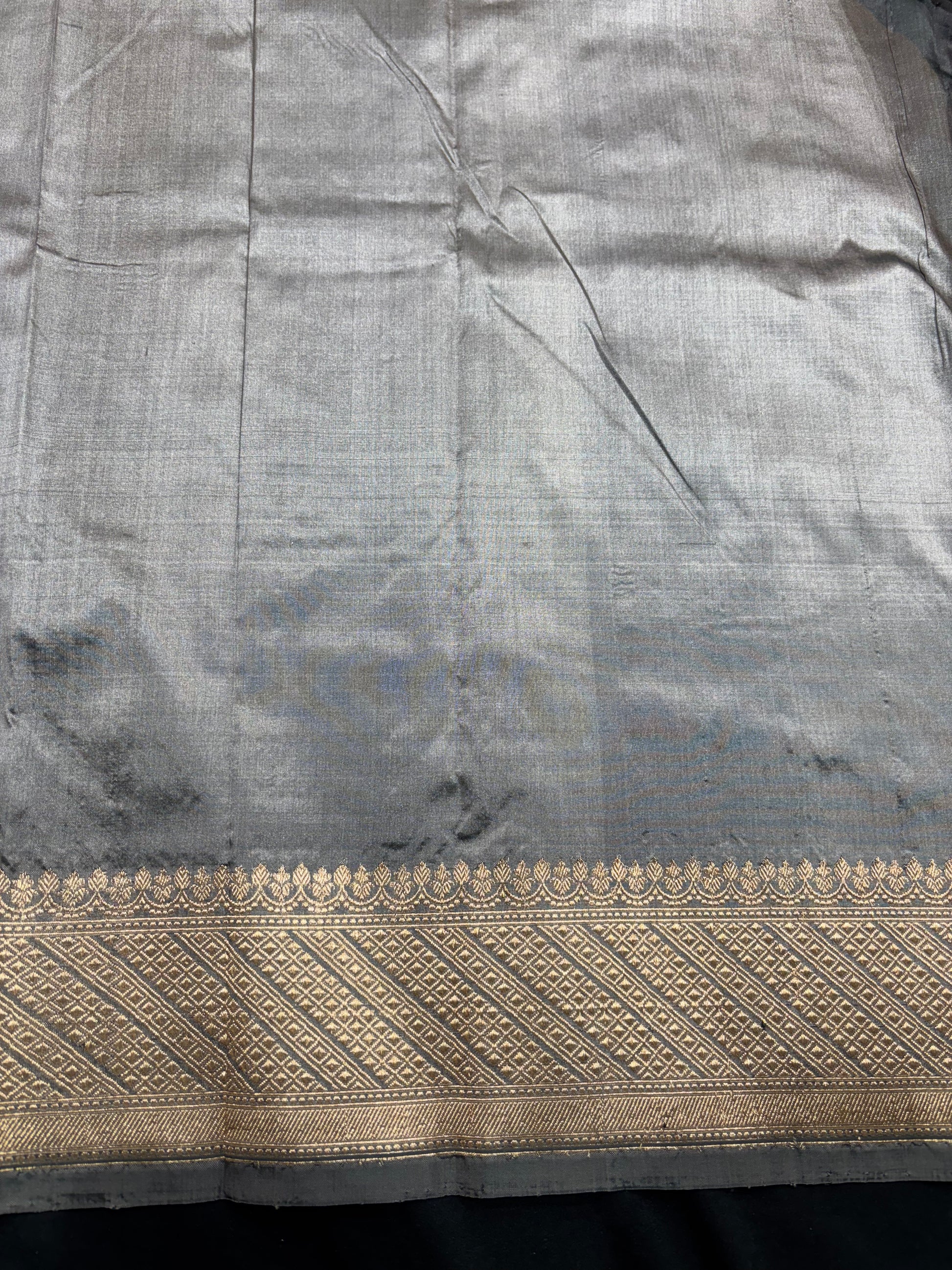 Pure Banarasi  Handloom Katan Silk Antique Zari Saree In Shades Of Grey - Pure Kataan Silk - 
