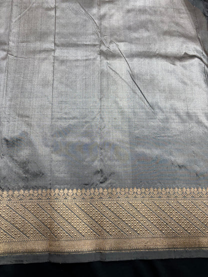 Pure Banarasi  Handloom Katan Silk Antique Zari Saree In Shades Of Grey - Pure Kataan Silk - 