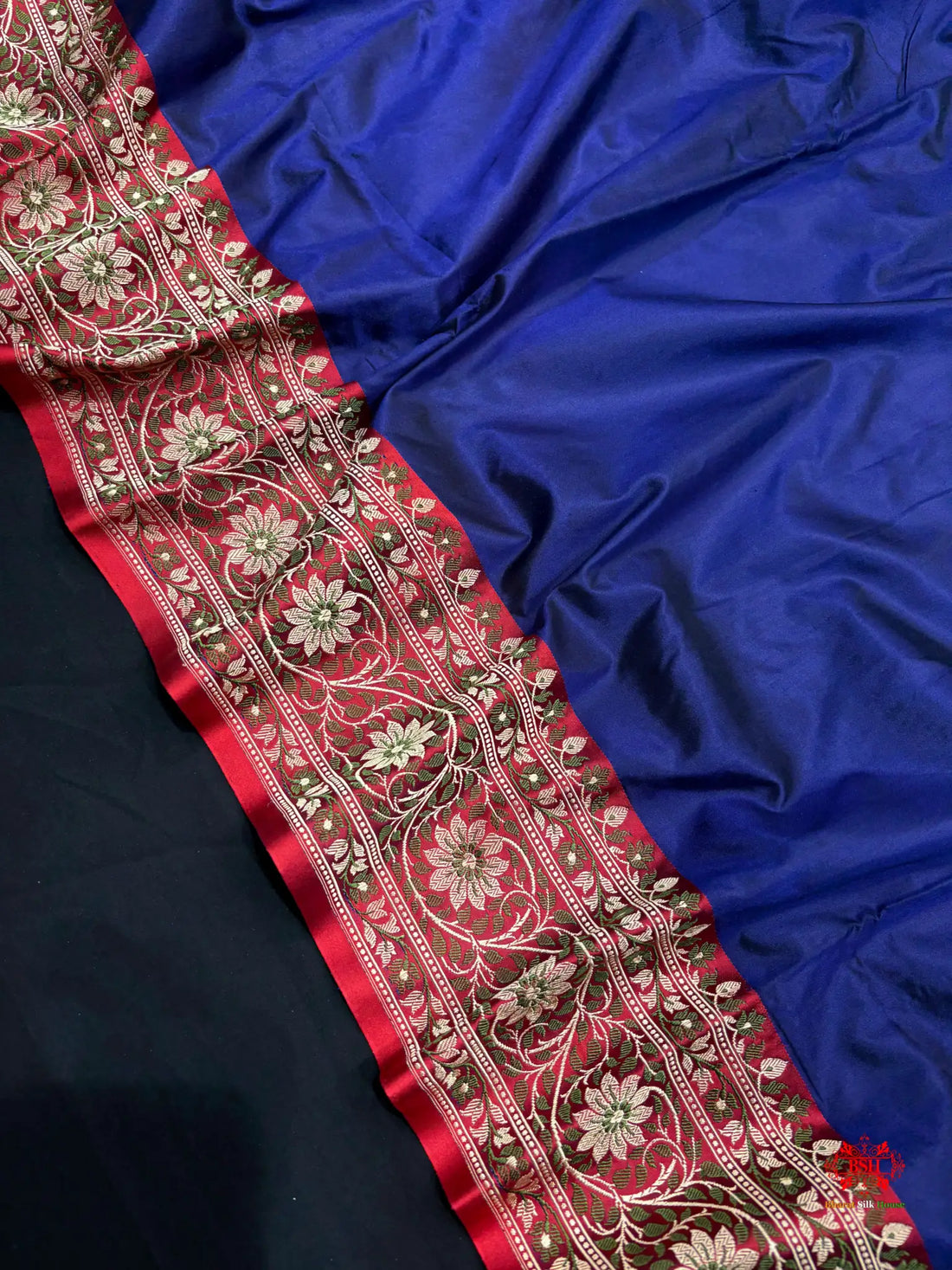 Pure Banarasi  Handloom Katan Silk  Reshami Zari Saree In Shades Of Navy Blue With Red Border - Pure Kataan Silk -