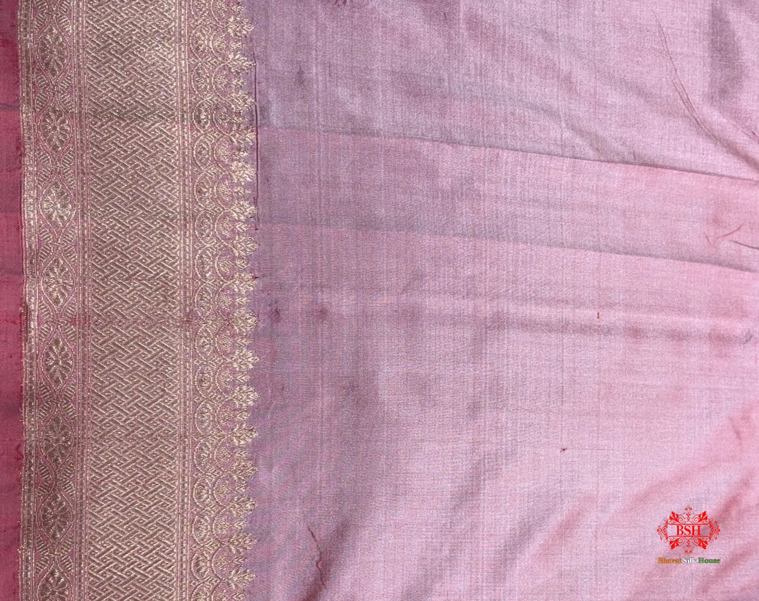 Pure Banarasi  Handloom Katan Silk Antique Zari Saree In Shades Of Peach - Pure Kataan Silk -