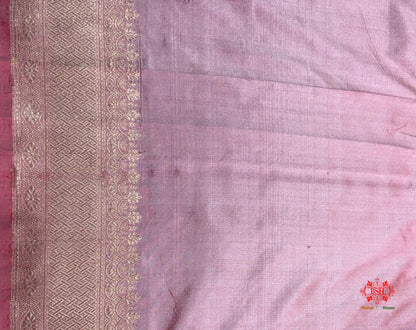 Pure Banarasi  Handloom Katan Silk Antique Zari Saree In Shades Of Peach - Pure Kataan Silk -