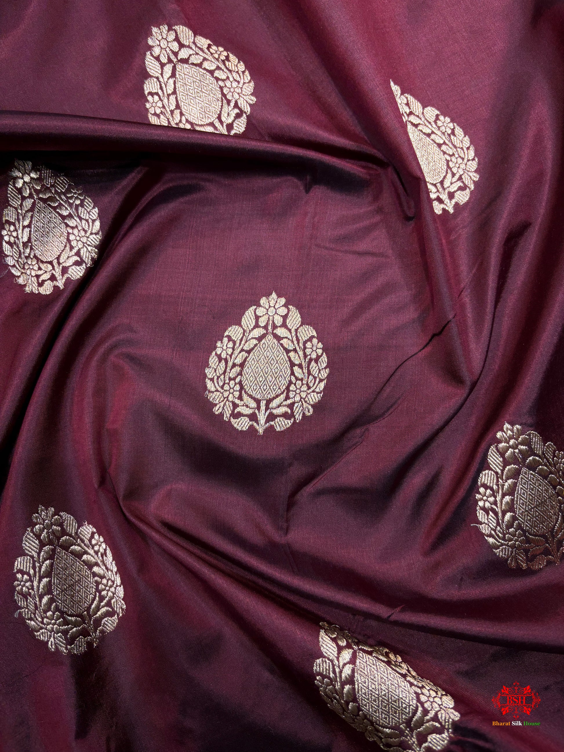 Pure Banarasi  Handloom Katan Silk  Antique Zari Saree In Shades Of Garnet - Pure Kataan Silk - 