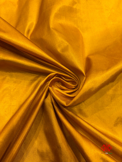 Pure Banarasi  Handloom Katan Silk Reshami Zari Saree In Shades Of Mustard Yellow With Red Border - Pure Kataan Silk - 