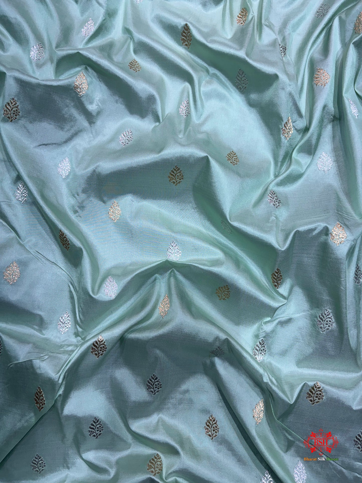 Pure Banarasi  Handloom Katan Silk  Antique Dual Zari Saree In Shades Of Sea Green - Pure Kataan Silk - 