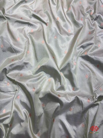 Pure Banarasi  Handloom Katan Silk Antique Zari Saree In Shades Of Pista - Pure Kataan Silk - 