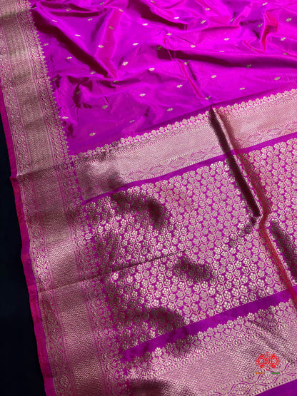 Pure Banarasi  Handloom Katan Silk Antique Zari Saree In Shades Of Pink - Pure Kataan Silk - 