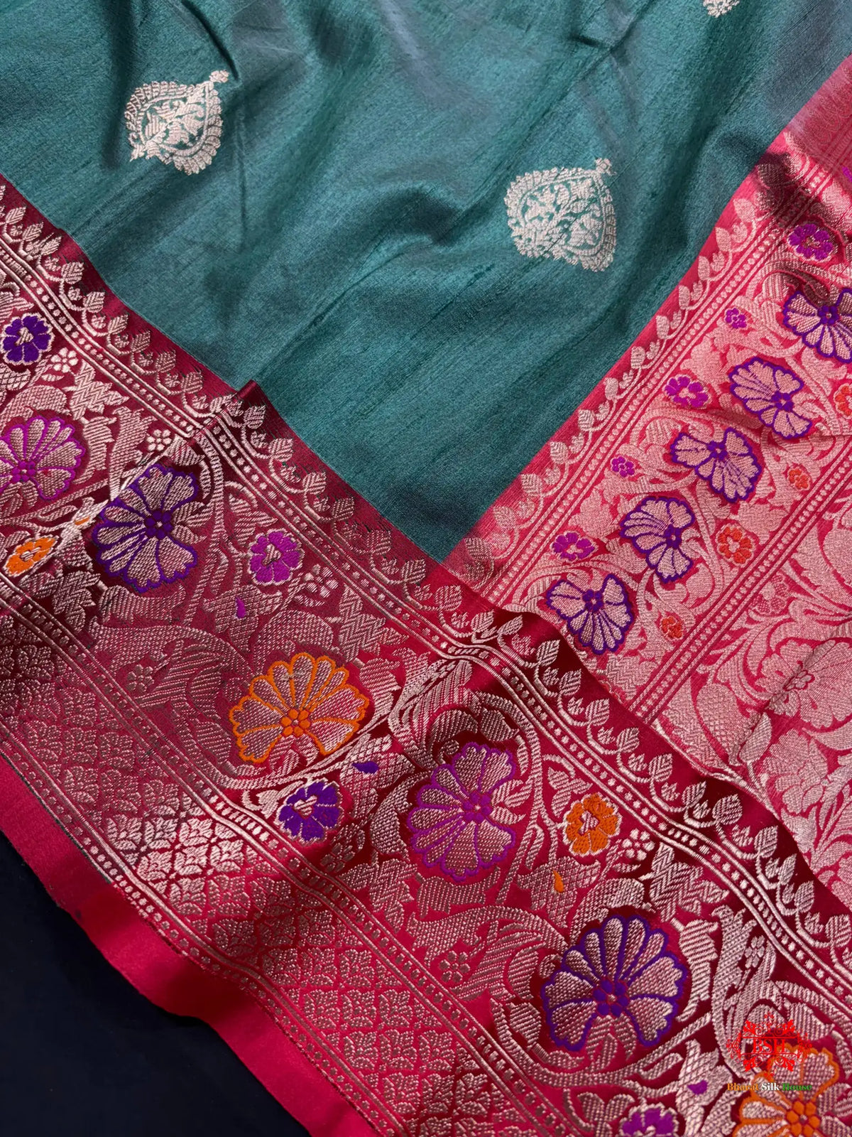 Green Shade With Meena Border Pure Banarasi Tusser Moonga Silk Saree - Pure Kataan Silk -