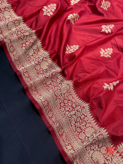 Pure Banarasi  Handloom Katan Silk Antique Zari Saree In Shades Of Red - Pure Kataan Silk - 
