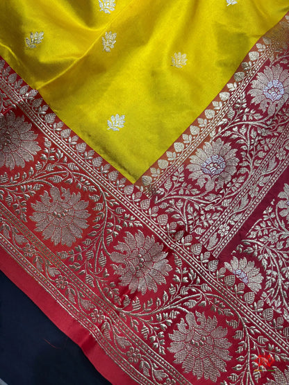 Pure Banarasi  Handloom Katan Silk  Antique Dual Zari Saree In Shades Of Yellow - Pure Kataan Silk -