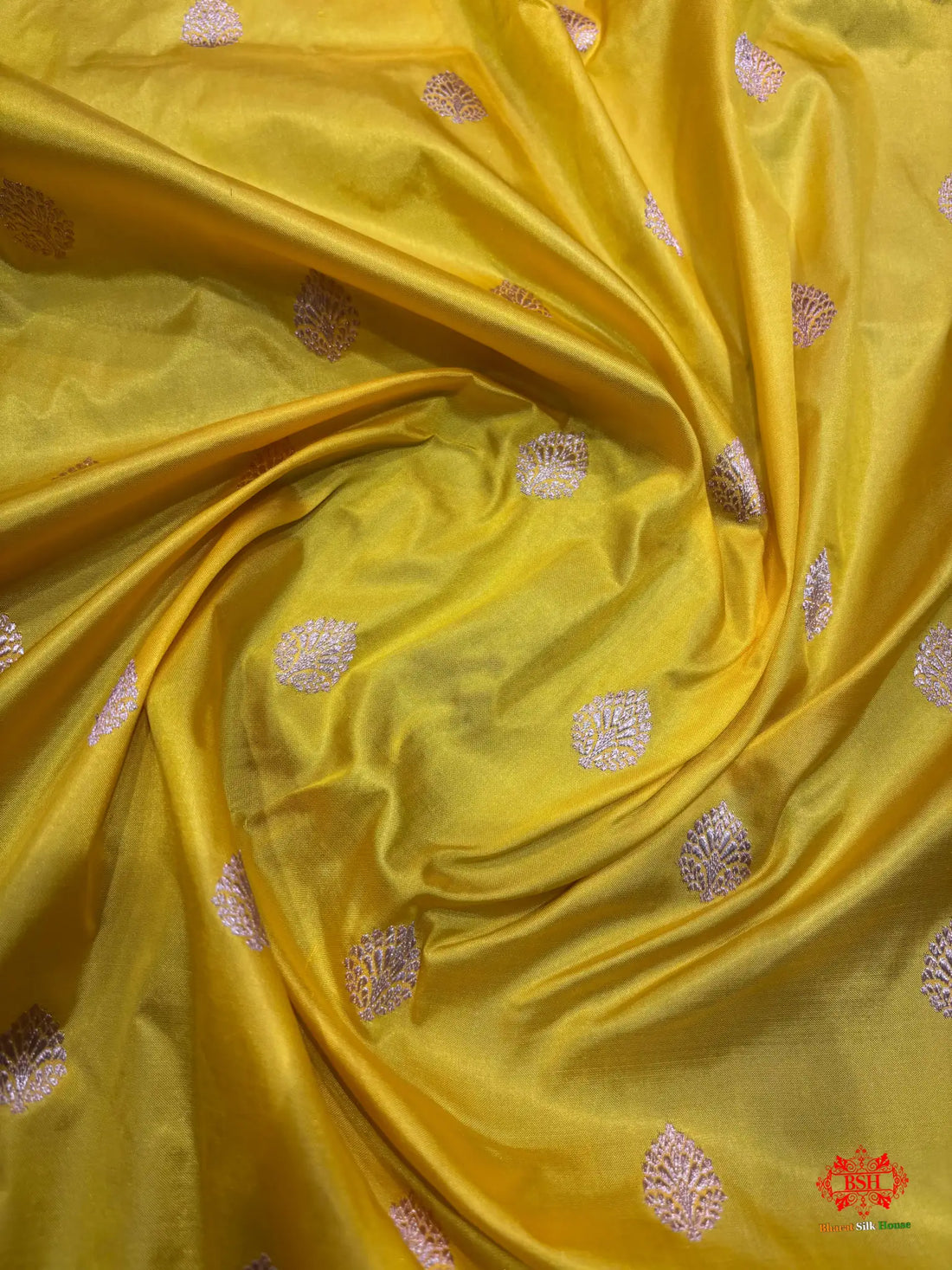 Pure Banarasi  Handloom Katan Silk Antique Zari Saree In Shades Of Yellow - Pure Kataan Silk -
