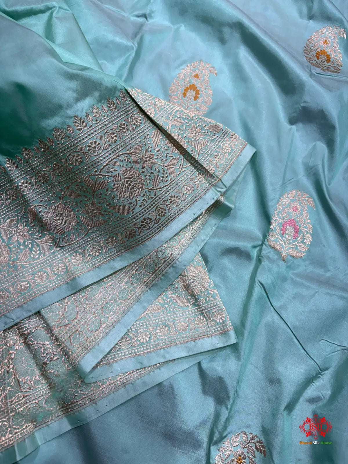 Pure Banarasi  Handloom Katan Silk Antique Zari Meenakari Saree In Shades Of Firozi - Pure Kataan Silk -