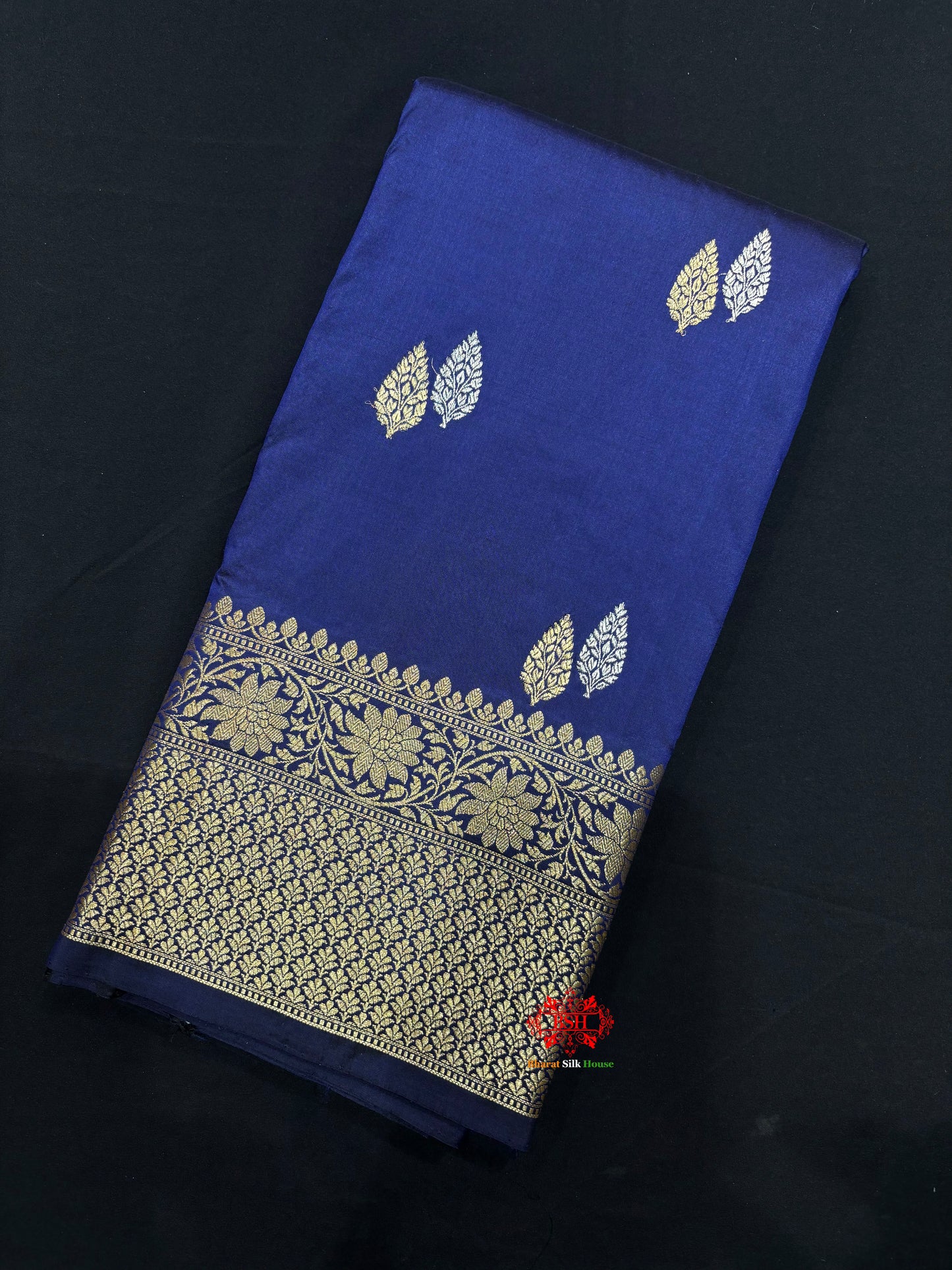 Pure Banarasi  Handloom Katan Silk  Antique Dual Zari Saree In Shades Of Blue - Pure Kataan Silk - 