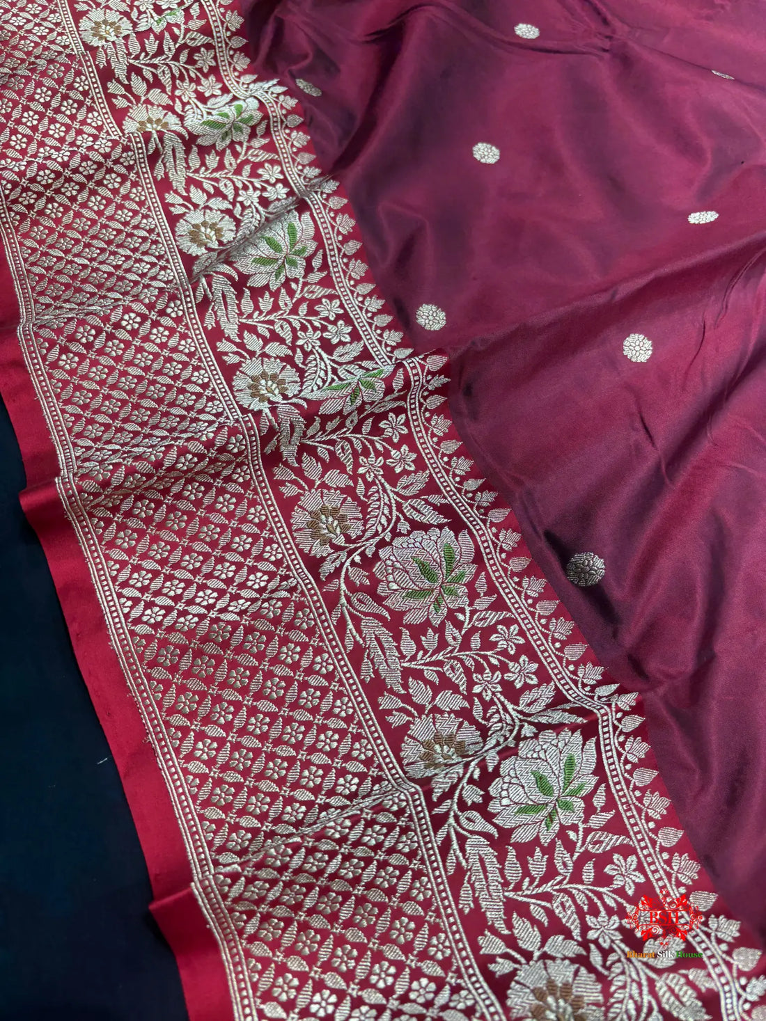 Pure Banarasi  Handloom Katan Silk Antique Zari Saree In Shades Of Brown - Pure Kataan Silk -