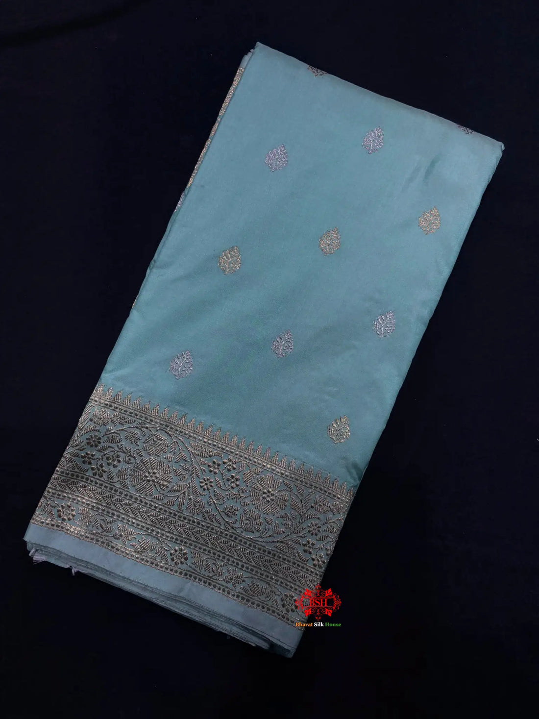 Pure Banarasi  Handloom Katan Silk  Antique Dual Zari Saree In Shades Of Sea Green - Pure Kataan Silk -