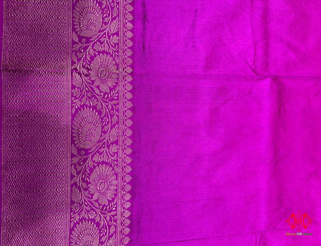 Pure Banarasi  Handloom Katan Silk Antique Zari Saree In Cross Shades Of Pink/Orange - Pure Kataan Silk -