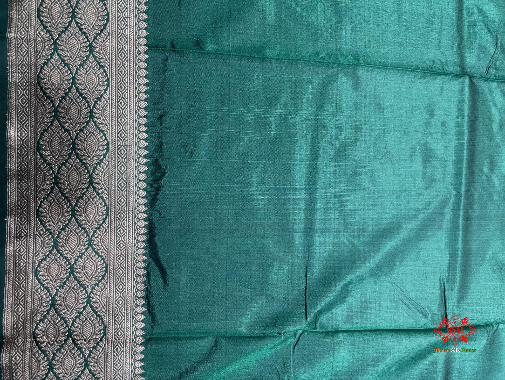 Pure Banarasi  Handloom Katan Silk Antique Zari Saree In Shades Of Green - Pure Kataan Silk - 