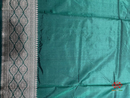 Pure Banarasi  Handloom Katan Silk Antique Zari Saree In Shades Of Green - Pure Kataan Silk -
