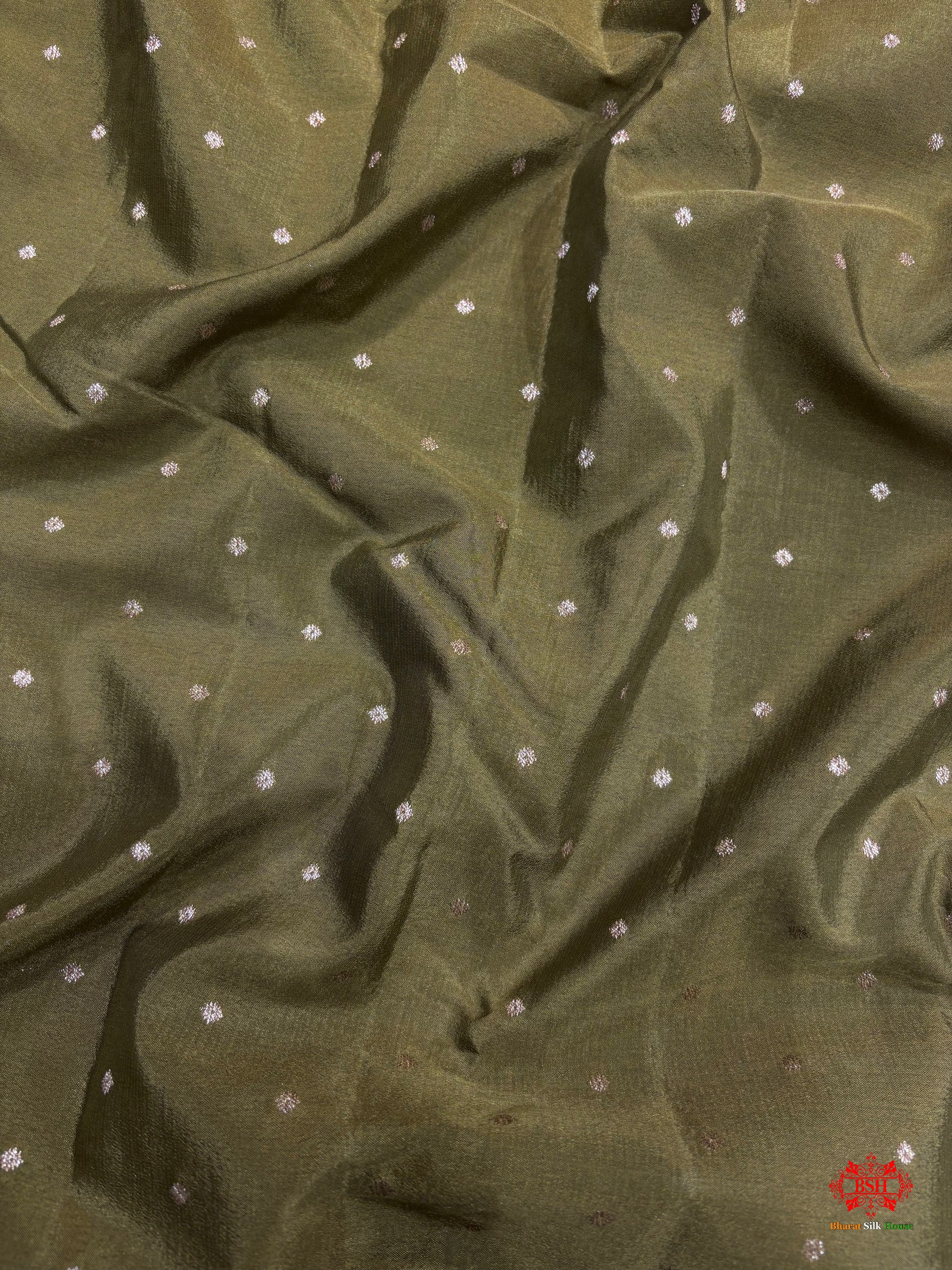 Pure Silk Crape Khaddi Georgette Saree With Antique Zari In Shades Of Green - Crepe Khaddi - 