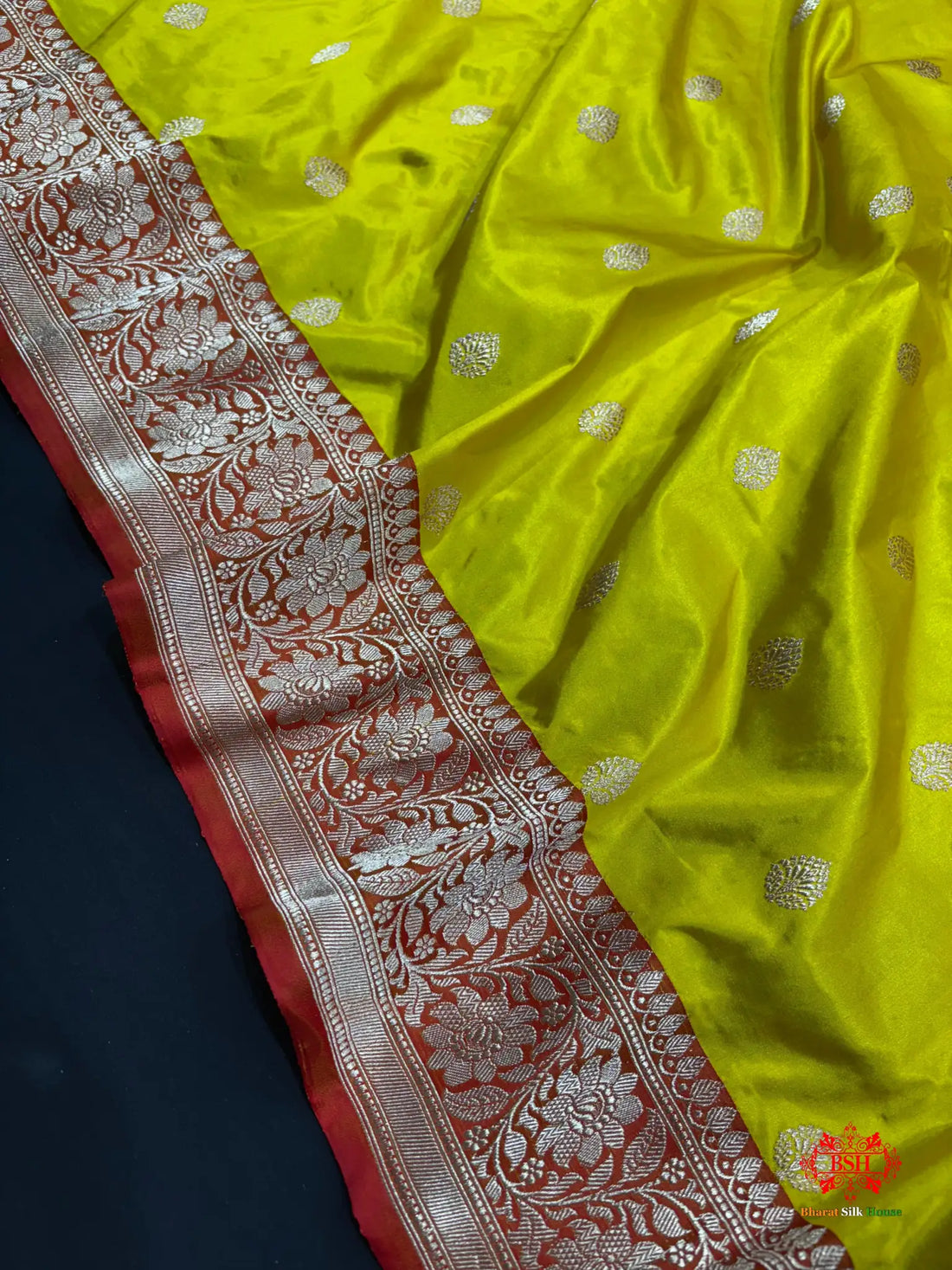Pure Banarasi  Handloom Katan Silk Antique Zari Saree In Shades Of Yellow - Pure Kataan Silk -