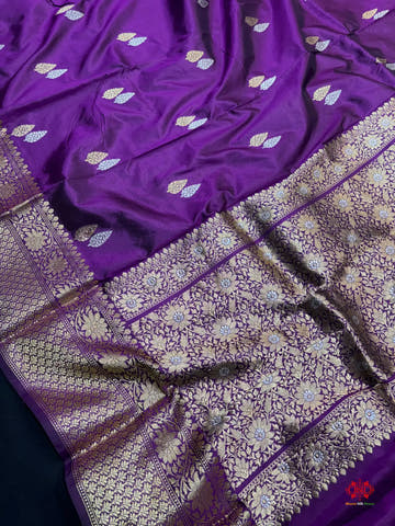 Pure Banarasi  Handloom Katan Silk  Antique Dual Zari Saree In Shades Of Indigo Blue - Pure Kataan Silk -