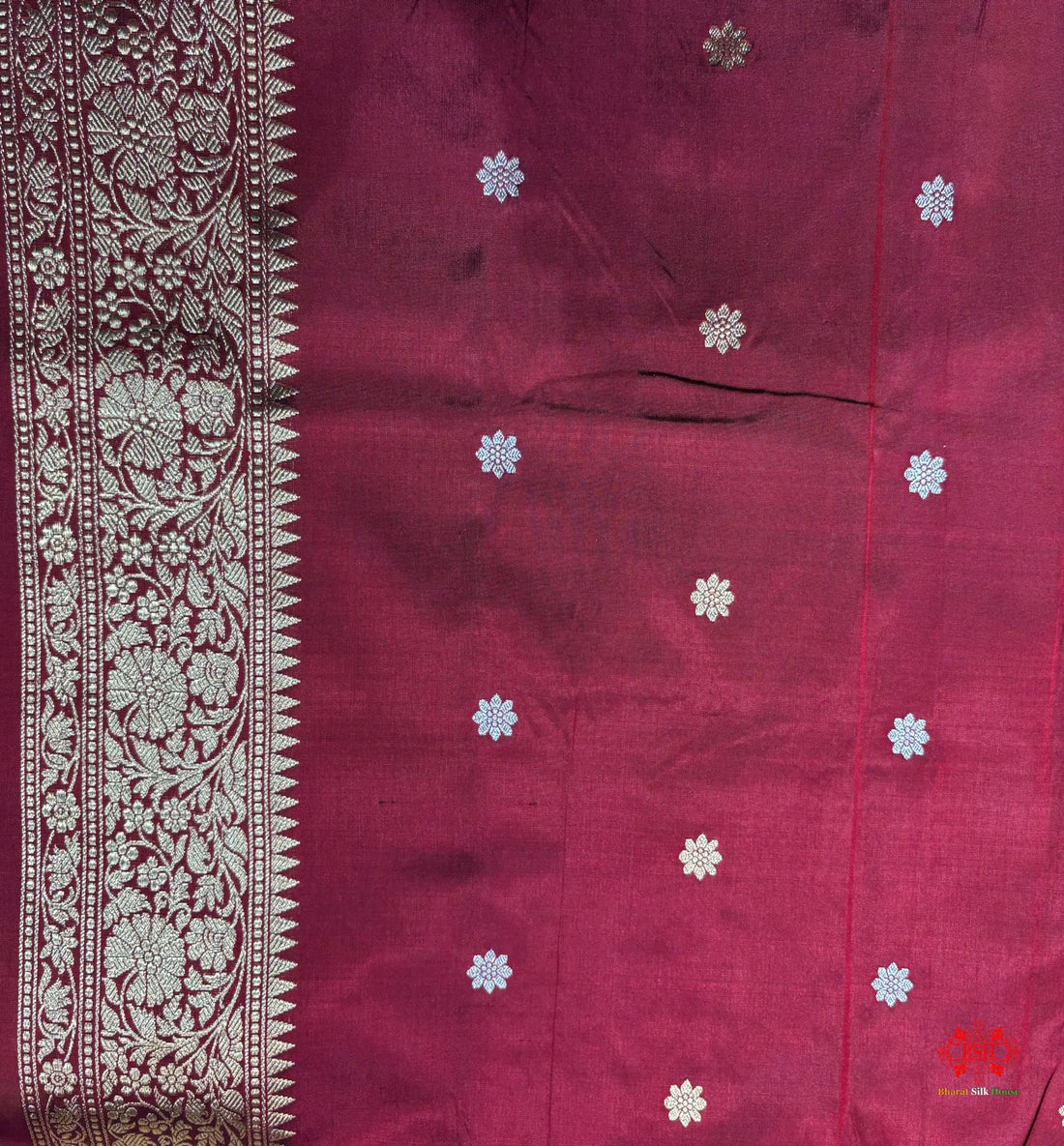 Pure Banarasi  Handloom Katan Silk  Antique Dual Zari Saree In Shades Of Maroon - Pure Kataan Silk -