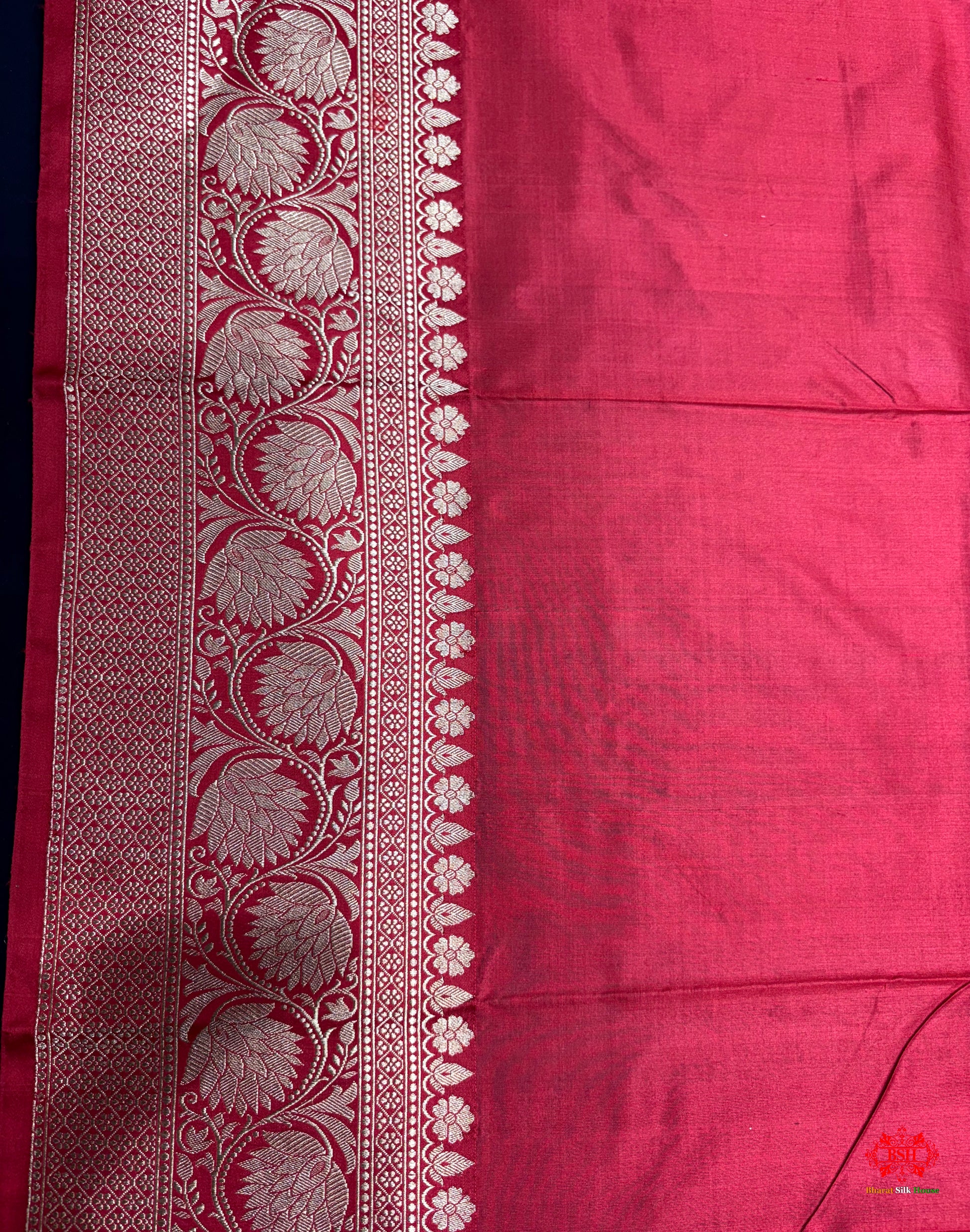Pure Banarasi  Handloom Katan Silk  Antique Zari Saree In Shades Of White - Pure Kataan Silk - 