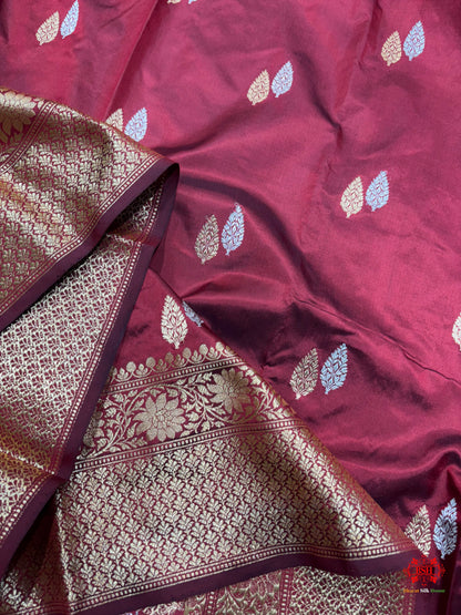 Pure Banarasi Handloom Katan Silk Antique Dual Zari Saree In Shades Of Maroon - Pure Kataan Silk - 