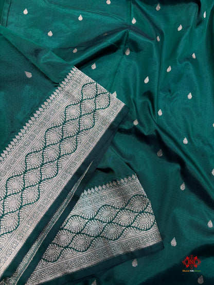 Pure Banarasi  Handloom Katan Silk Antique Zari Saree In Shades Of Green - Pure Kataan Silk - 