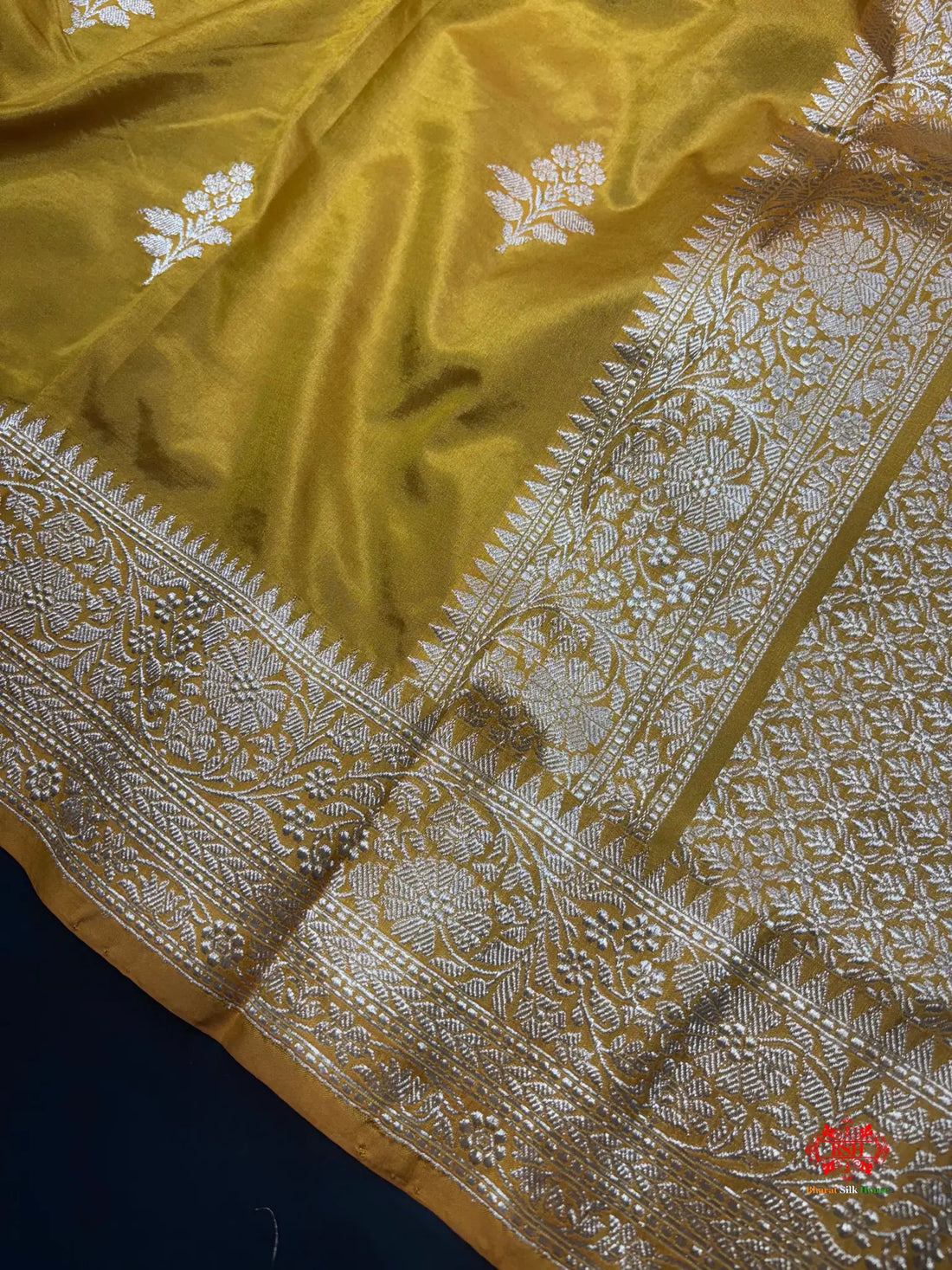 Pure Banarasi  Handloom Katan Silk Antique Zari Saree In Shades Of Mustard - Pure Kataan Silk -
