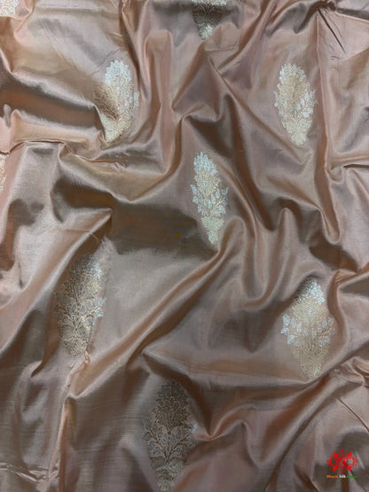 Pure Banarasi  Handloom Katan Silk  Antique Dual Zari Saree In Shades Of Peach - Pure Kataan Silk -