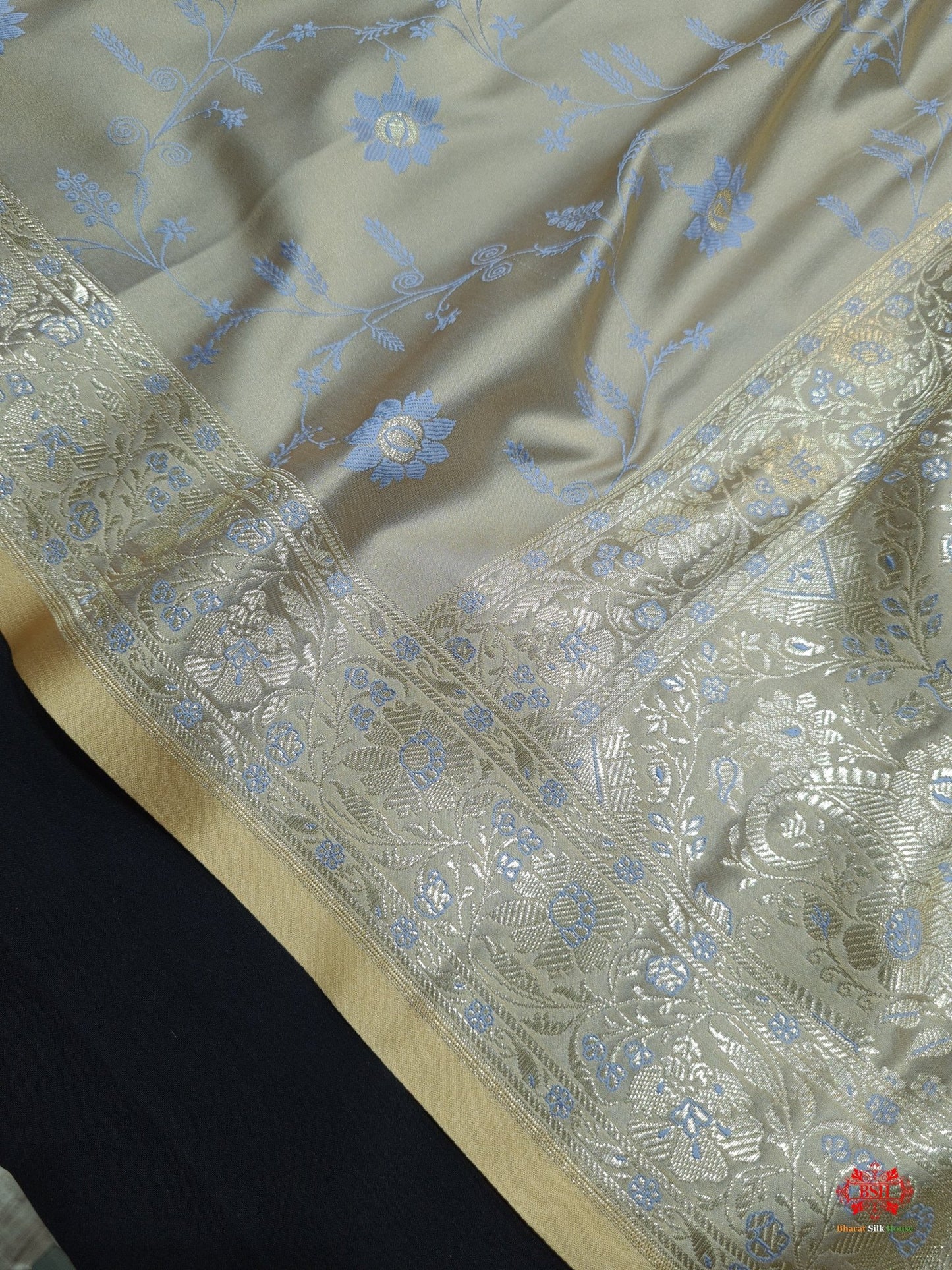 Shades Of Beige Single Zari Tanchoi Silk Saree - Bharat Silk House Tanchoi katan