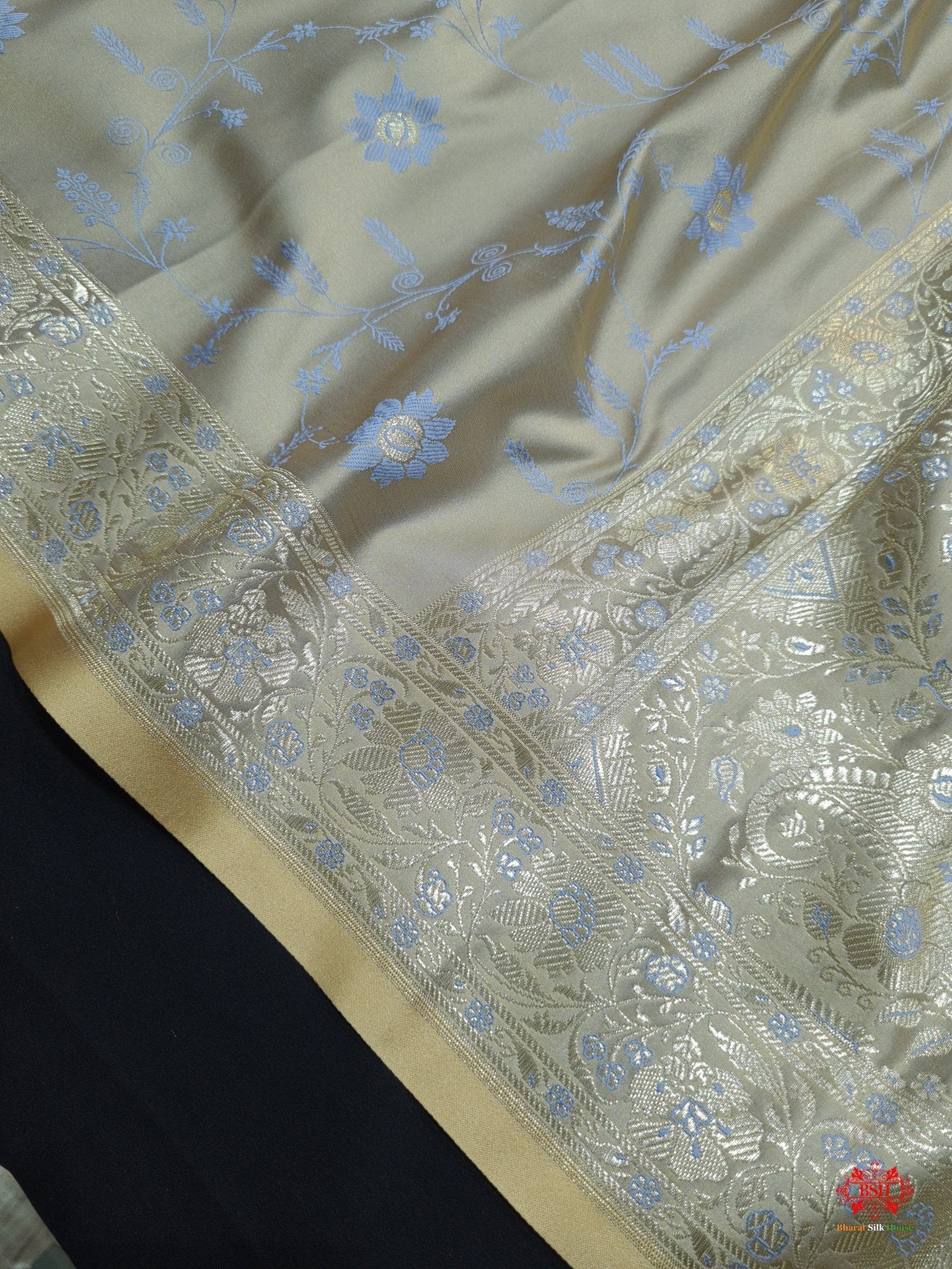 Shades Of Beige Single Zari Tanchoi Silk Saree - Bharat Silk House Tanchoi katan