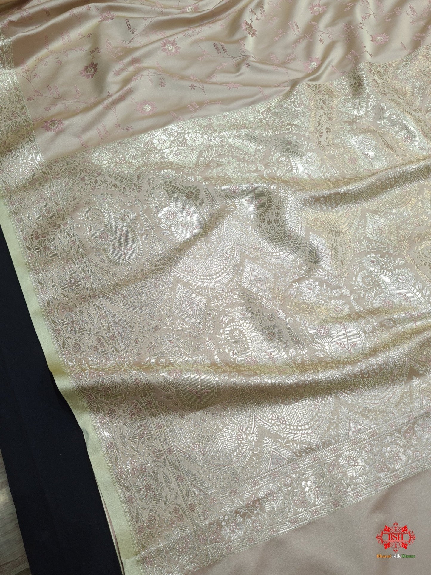 Shades Of Beige Single Zari Tanchoi Silk Saree - Bharat Silk House Tanchoi katan