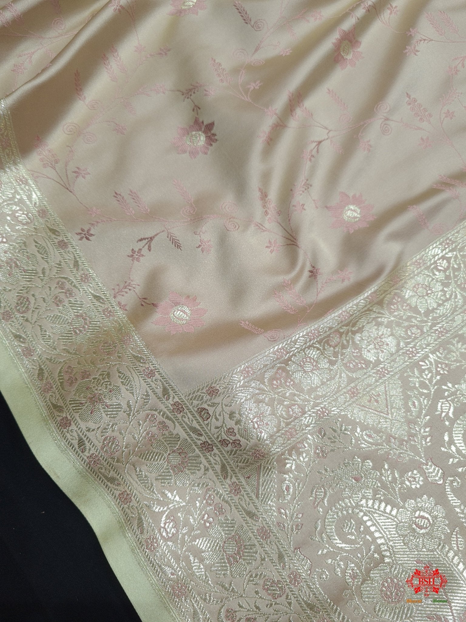 Shades Of Beige Single Zari Tanchoi Silk Saree - Bharat Silk House Tanchoi katan